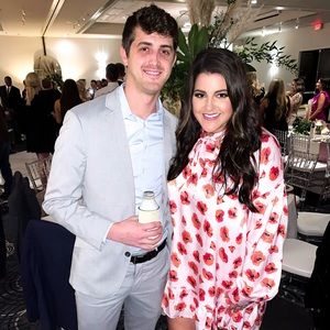 Meet your Posher, Gretchen